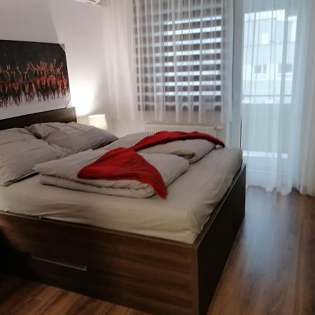 Foreta Bratislava Exteriör bild