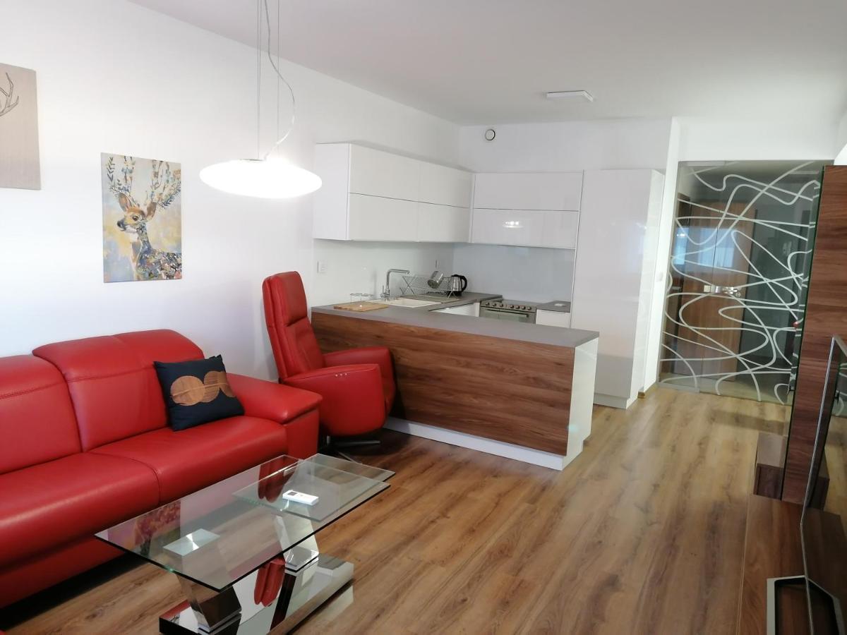Foreta Bratislava Exteriör bild