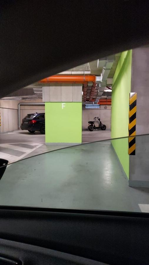 Foreta Bratislava Exteriör bild
